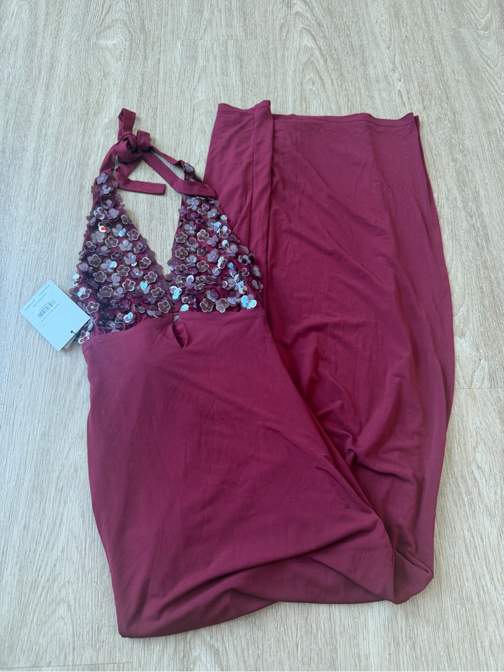 HELLO MOLLY Shimmering Luxe Halter Sequin Bodice Maxi Dress in Wine size XS NEW - Picture 6 of 6